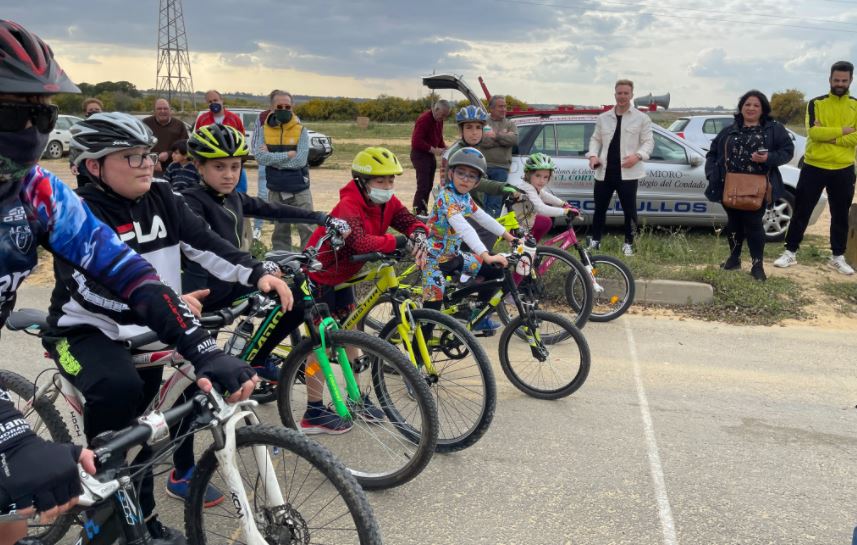 Bollullos arranca los XLIV Campeonatos Escolares de Ciclismo