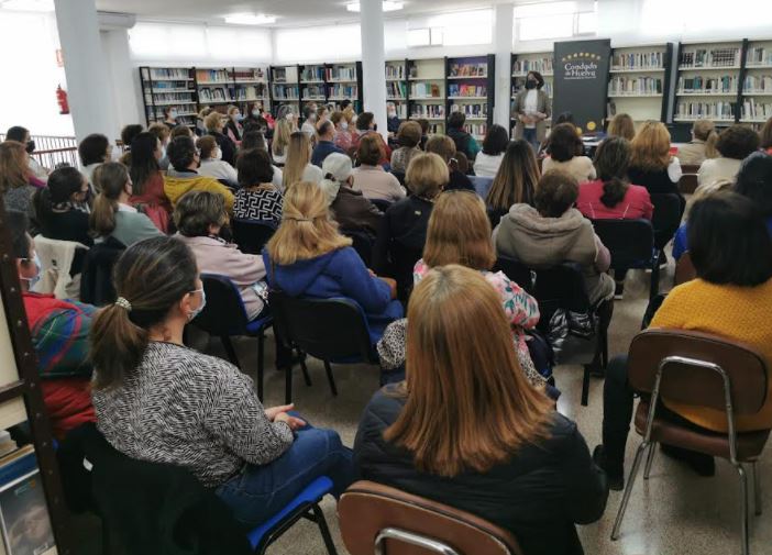 Mancomunidad ha impartido 15 talleres a jóvenes y mujeres en marzo