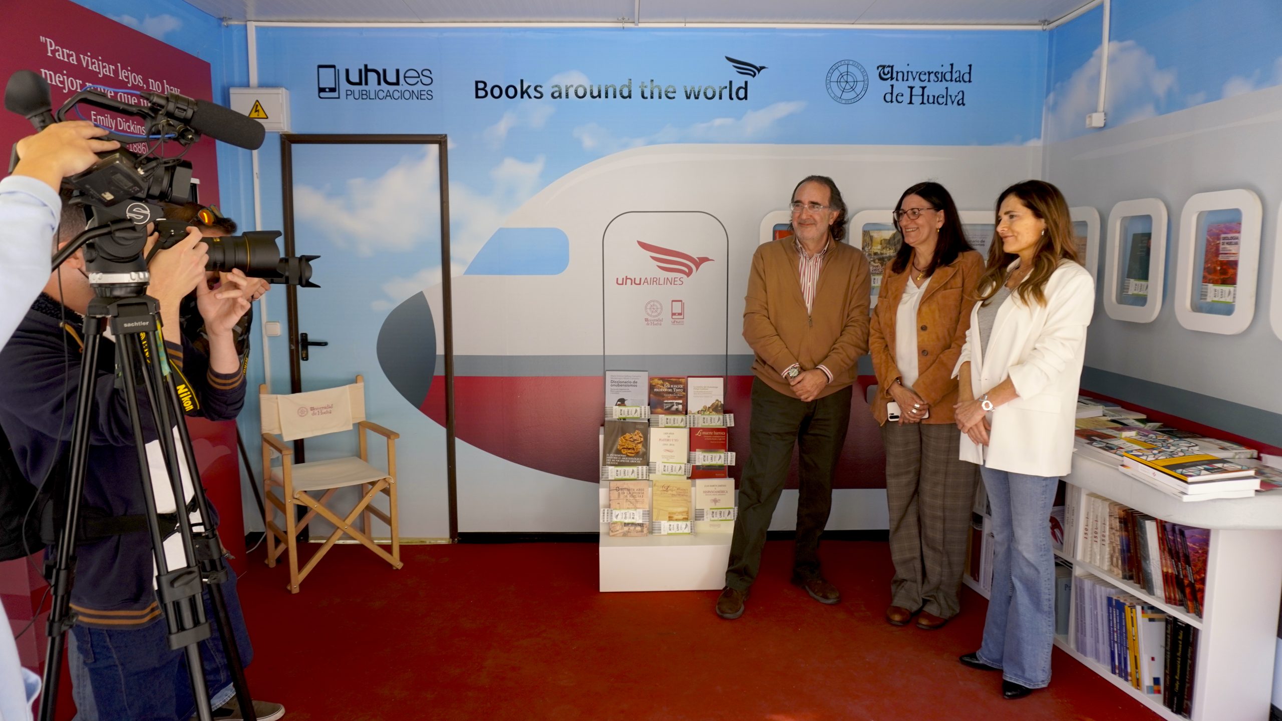 La UHU presenta sus novedades editoriales en la Feria del Libro