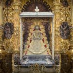 Los nombres de las 45 víctimas del accidente de Adamuz se bordarán en el Traje de Huelva para la Virgen del Rocío