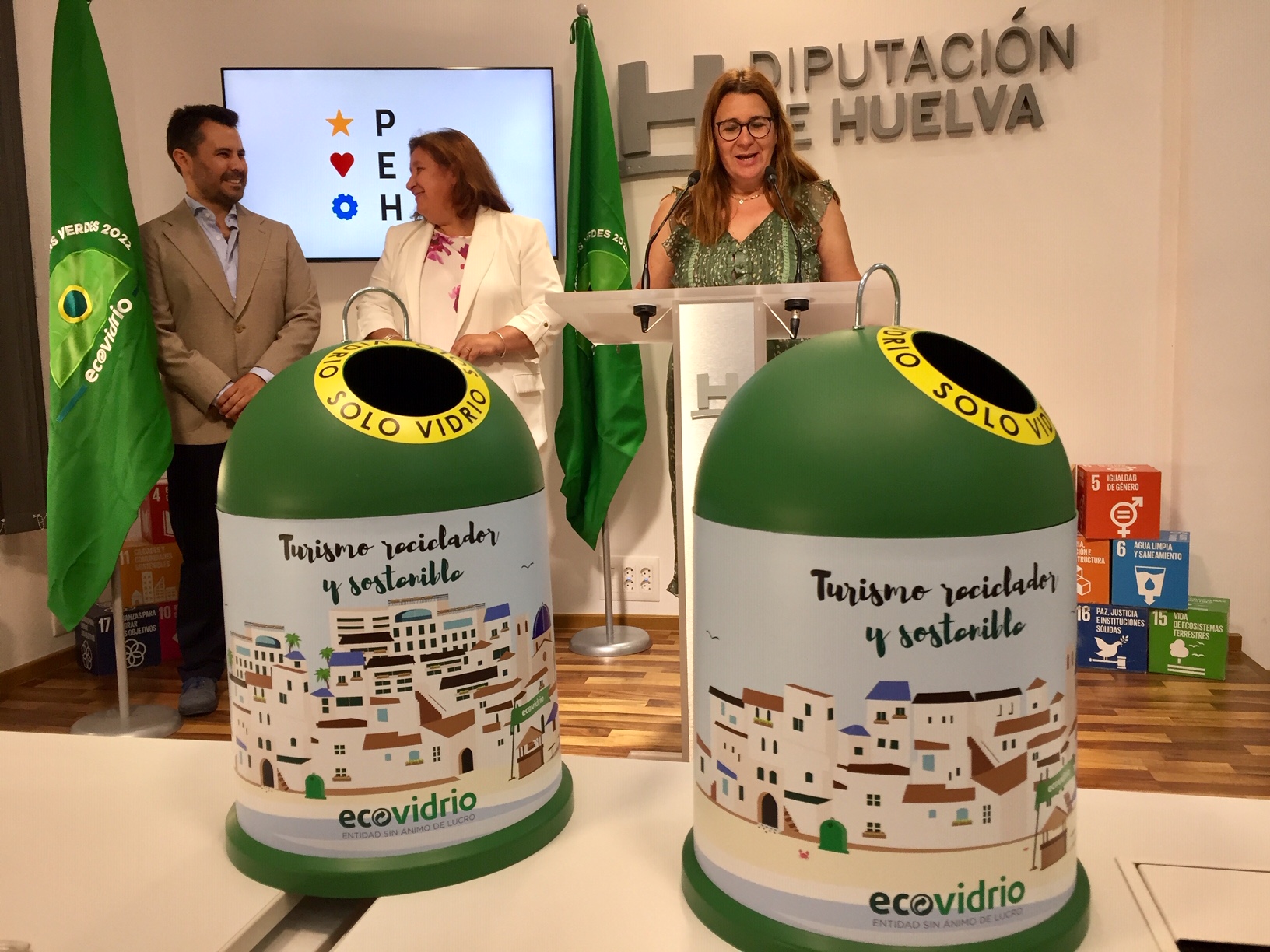 Ocho municipios onubenses competirán por la 'Bandera Verde' al reciclaje de vidrio