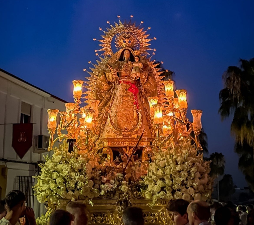 La Virgen de la Estrella dio luz a un nuevo 15 de agosto en Chucena
