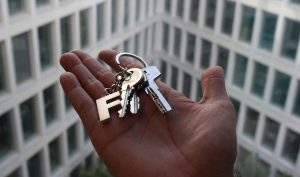 La compraventa de viviendas en Andalucía cae un 6,5% en marzo y se sitúa en 12.494 operaciones