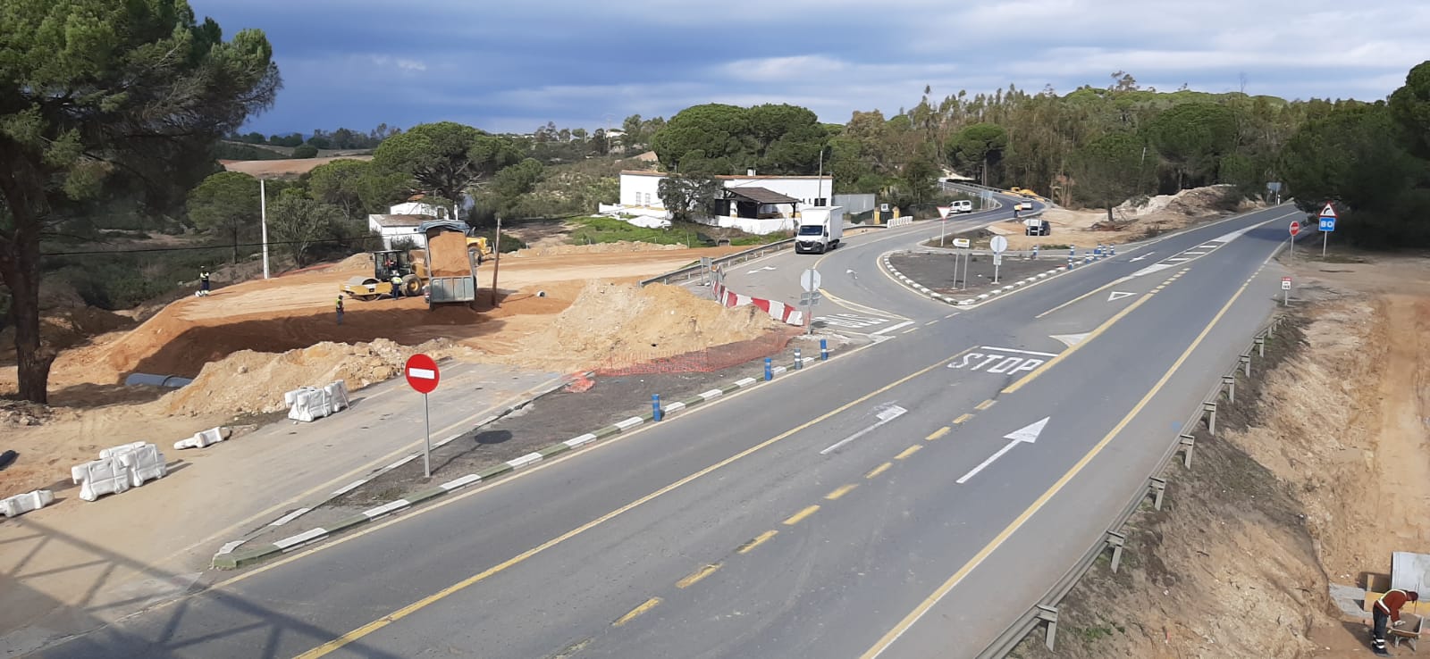 Las obras de la Glorieta de Valverde avanzan para mejorar la Seguridad Vial de la zona