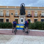 Dos ciclistas villarraseros inician el camino hacia Santiago de Compostela