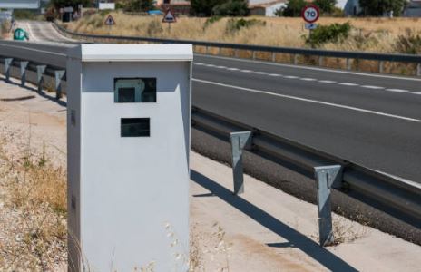 La calle Palos de Huelva cuenta con un nuevo radar desde esta semana