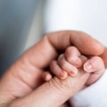 Huelva registra más defunciones que nacimientos y agrava su problema de envejecimiento poblacional
