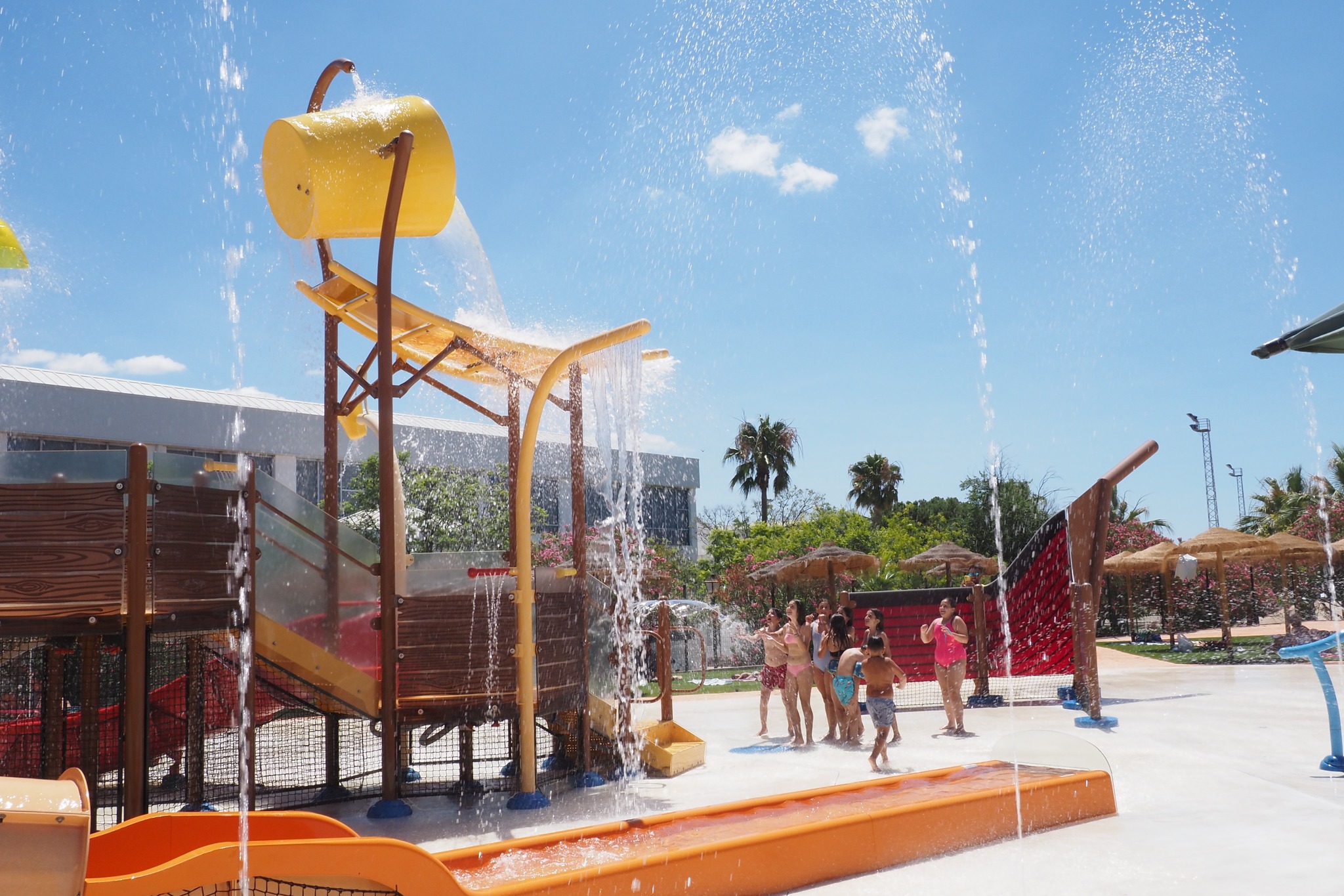 El Parque Acuático de Palos de la Frontera abre sus puertas al verano