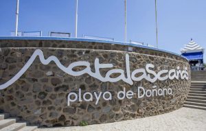 El Pleno de Almonte rechaza la ordenanza de la zona ORA de Matalascañas el mismo día de su implantación