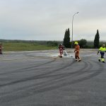 Solventada sin incidencias la salida de vía de un camión cargado con clorhídrico en la A-49 en Chucena