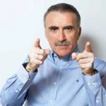 Juan y Medio protagonista de la felicitación navideña de la asociación moguereña AFAME