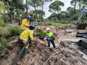 Hinojos da por solucionada la avería, el agua volverá poco a poco a los domicilios