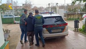 Tres investigados por robos a personas mayores en la sierra de Huelva