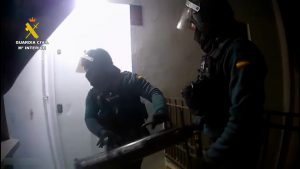 Desarticulado un punto de venta de drogas al menudeo y servicio de “tele-coca” en Isla Cristina