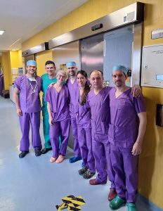 El Hospital Infanta Elena alerta sobre el aumento de lesiones en costaleros en Semana Santa