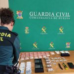 Desmantelado un punto de venta de droga en una vivienda de Mazagón