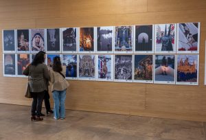La exposición del II Concurso de Fotografía Cofrade retrata la Semana Santa de la provincia en la Diputación