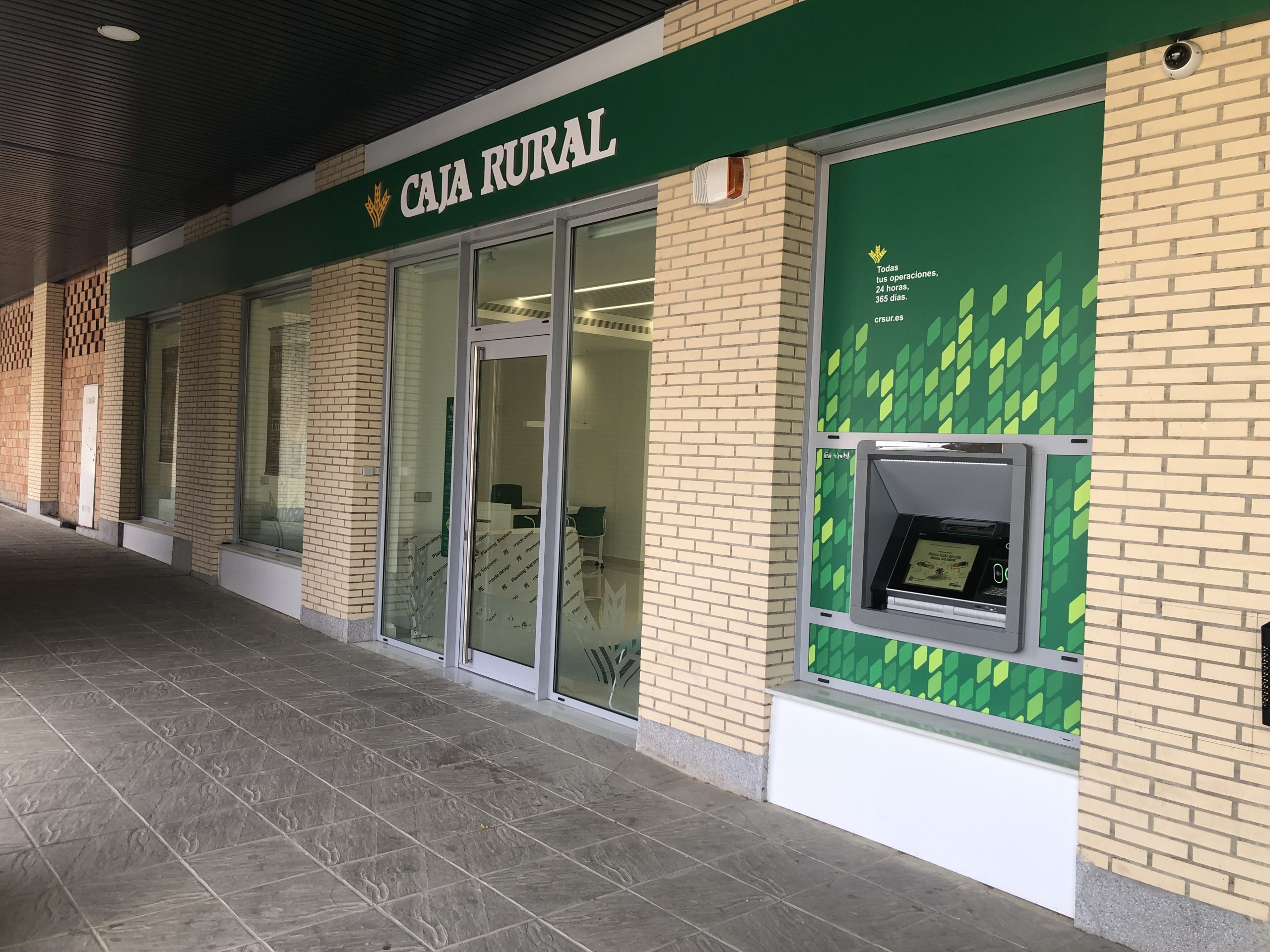 Inaugurada una nueva oficina en la Avenida de Andalucía