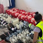 Intervenidas en Bollullos más de 400 prendas deportivas falsificadas