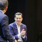 Moreno prevé un escenario electoral ‘muy ajustado’ durante su visita a Huelva