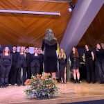 Unos 300 profesionales de la educación reciben el homenaje de la Delegación Territorial tras una vida dedicada a formar generaciones en Huelva