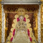 La Virgen del Rocío amanece entronizada en su paso para la Romería de 2026