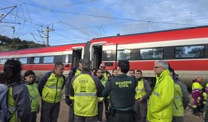 Las víctimas del accidente de Adamuz piden paralizar la red ferroviaria hasta garantizar la seguridad