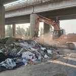 El Gobierno inicia los trabajos de desbroce, limpieza y retirada de residuos en la zona de El Matadero