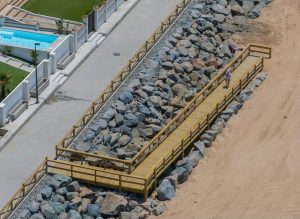 El ayuntamiento de Almonte culmina la recuperación del paseo marítimo de Matalascañas
