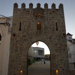 Almonte recupera la historia del municipio con la construcción de una torre medieval inspirada en el periodo musulmán de la localidad 