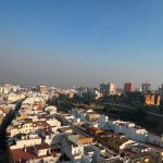 El humo del incendio de Niebla llega a Huelva capital