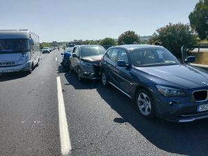 Varios heridos leves en un accidente múltiple en la A-49